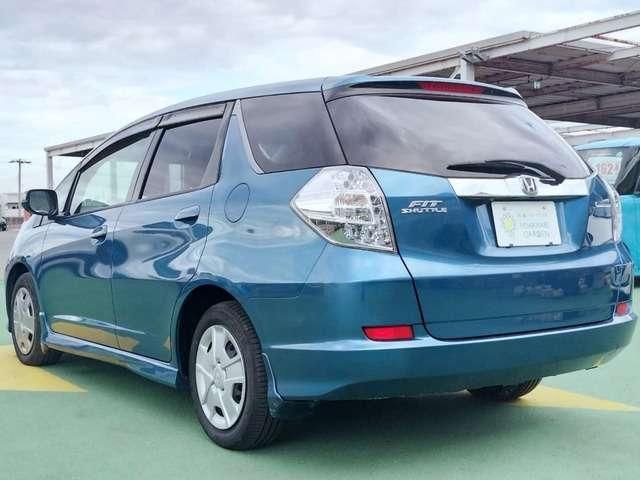 2011 Honda FIT SHUTTLE HYBRID — фото 4