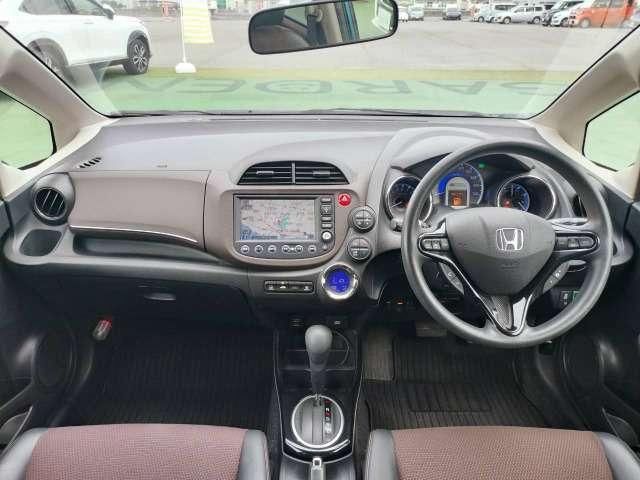 2011 Honda FIT SHUTTLE HYBRID — фото 5