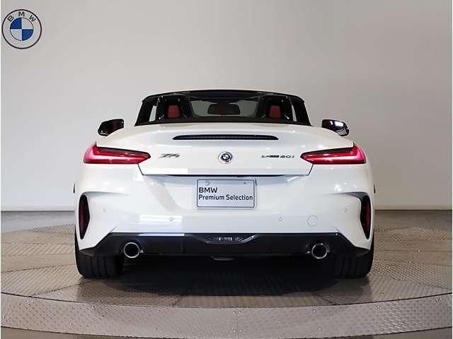صورة 8 لـ 2023 BMW Z4