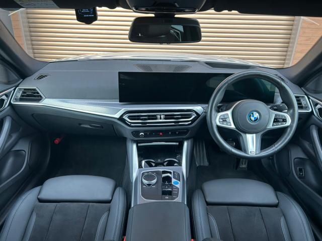 2024 BMW I4 — фото 6