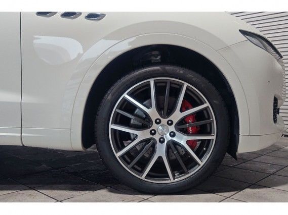 2016 Maserati LEVANTE — фото 3