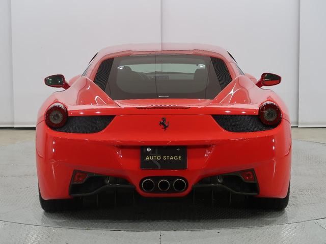 صورة 7 لـ 2010 Ferrari 458 ITALIA