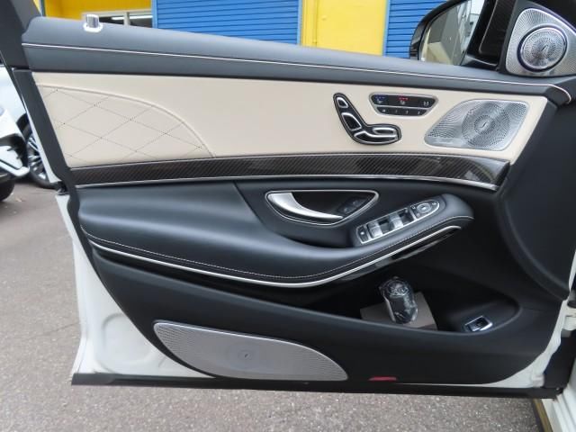 صورة 4 لـ 2014 Mercedes-BENZ S-CLASS AMG