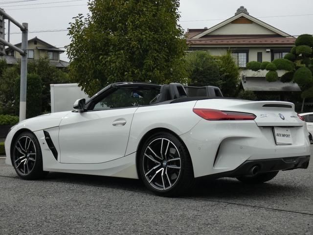 2020 BMW Z4 — миниатюра 3