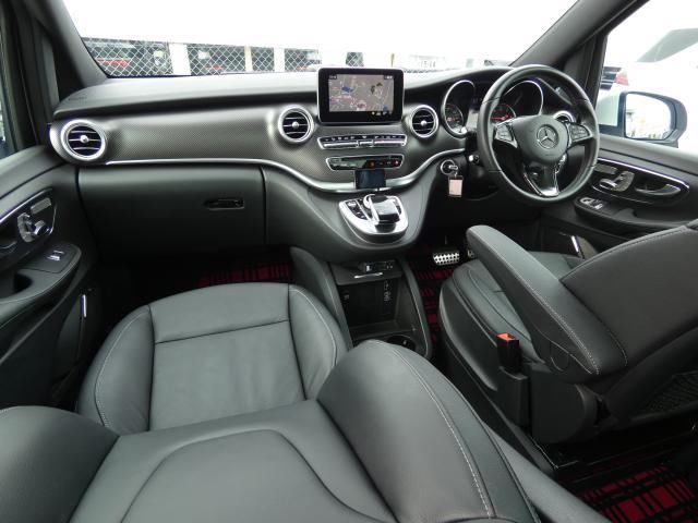 صورة 8 لـ 2016 Mercedes-BENZ V-CLASS