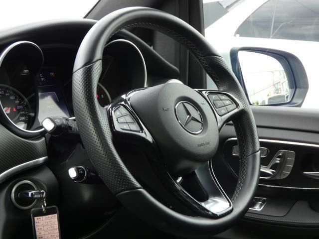 صورة 9 لـ 2016 Mercedes-BENZ V-CLASS