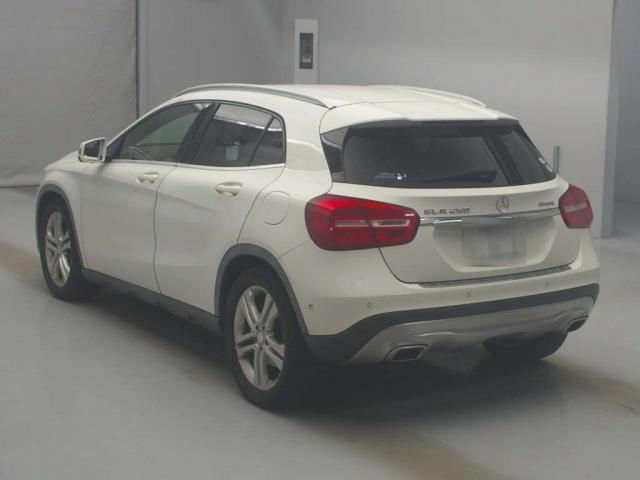 2014 Mercedes-BENZ GLA — фото 4