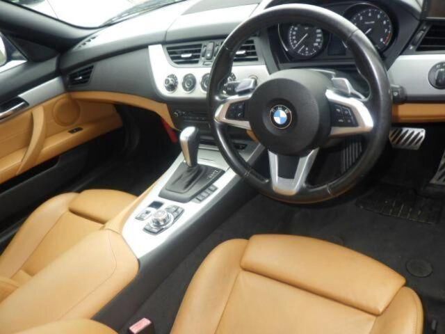 صورة 6 لـ 2011 BMW Z4