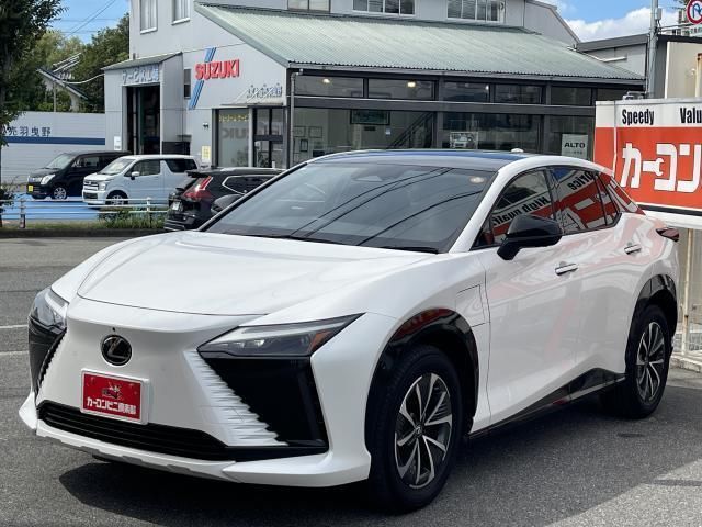 2023 Lexus RZ photo 2
