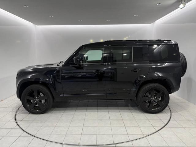 صورة 5 لـ 2025 LAND Rover DEFENDER