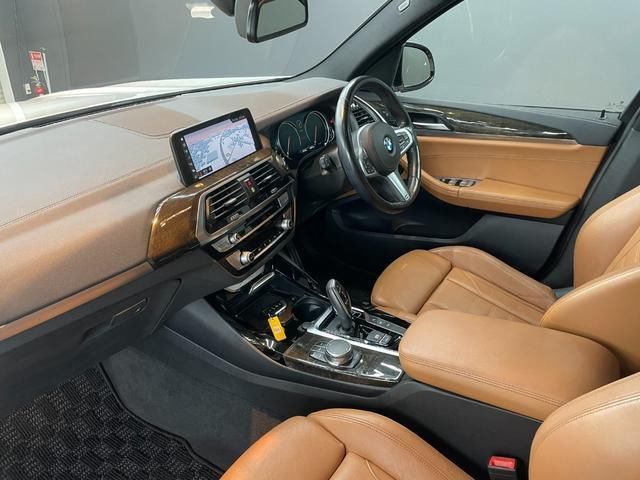 2018 BMW X3 photo 4