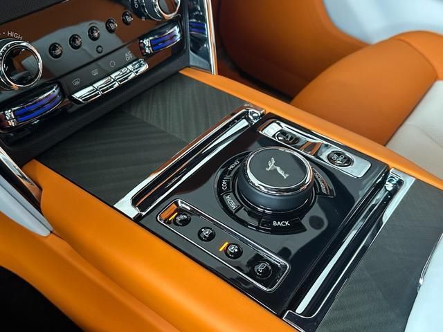 صورة 7 لـ 2019 ROLLS-ROYCE CULLINAN