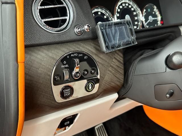 صورة 9 لـ 2019 ROLLS-ROYCE CULLINAN