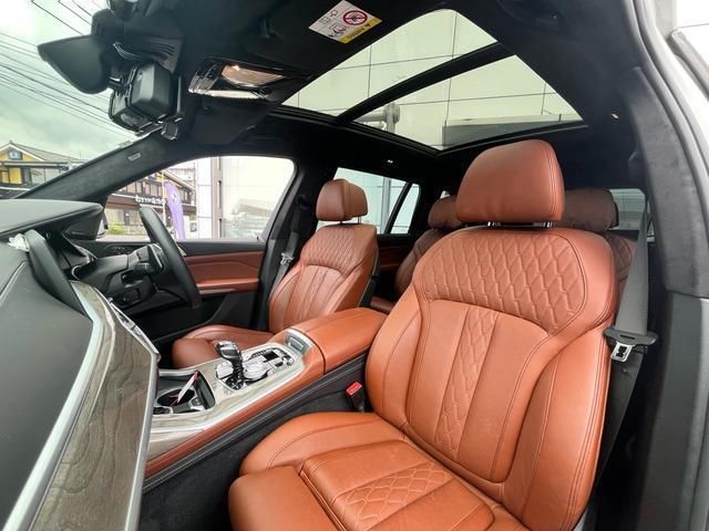 2020 BMW X7 照片 3