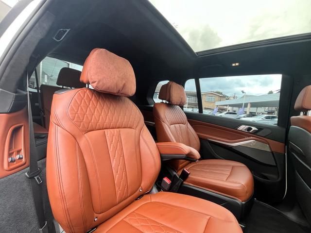2020 BMW X7 照片 6