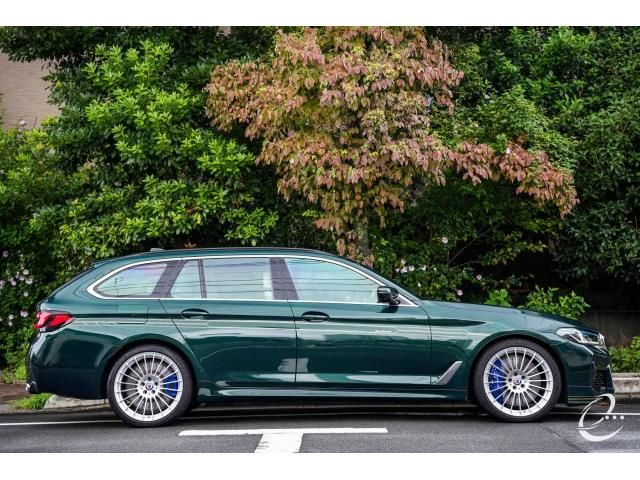 صورة 4 لـ 2023 Alpina B5