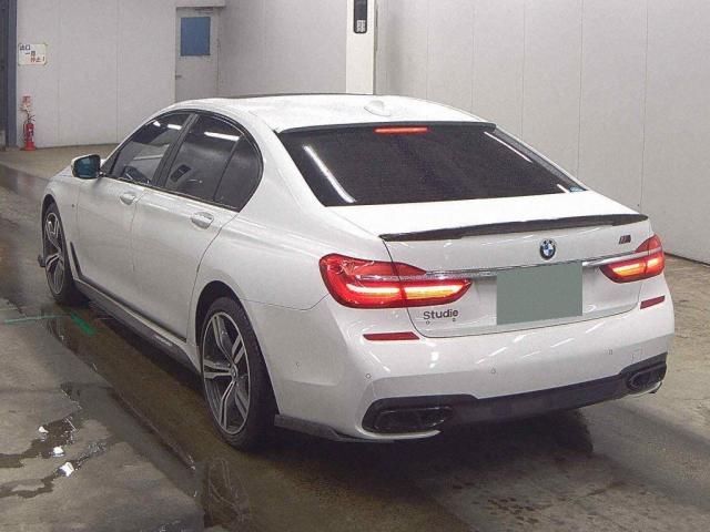 صورة 5 لـ 2016 BMW 7 SERIES