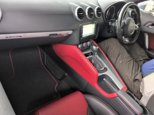 صورة مصغرة 3 لـ 2011 AUDI TTS COUPE