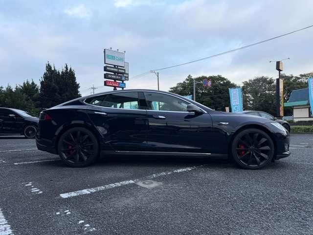 صورة 7 لـ 2014 Tesla MODEL S