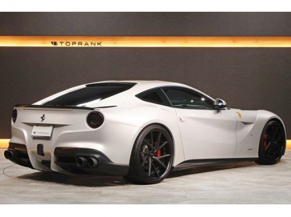 صورة 2 لـ 2013 Ferrari F12 BERLINETTA