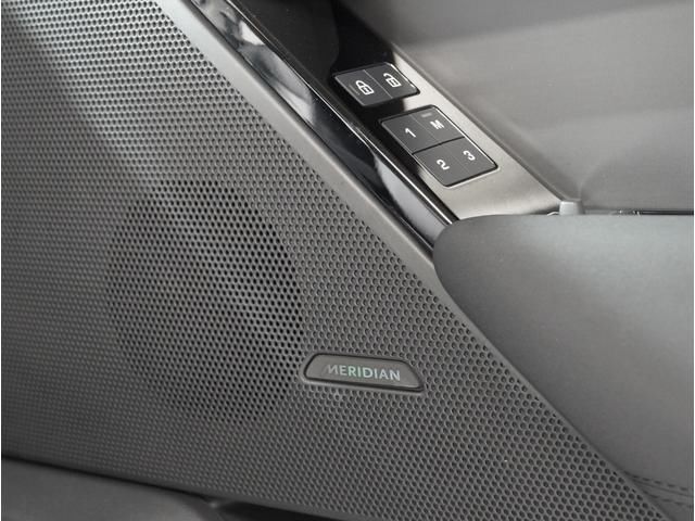 صورة 5 لـ 2025 LAND Rover RANGE ROVER VELAR