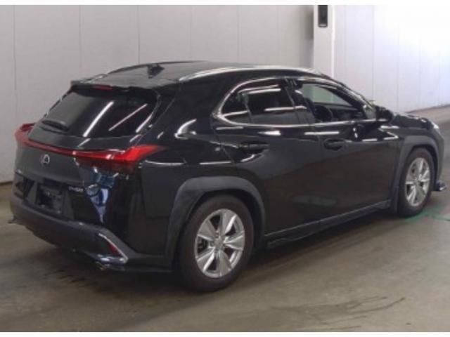 صورة 2 لـ 2018 Lexus UX