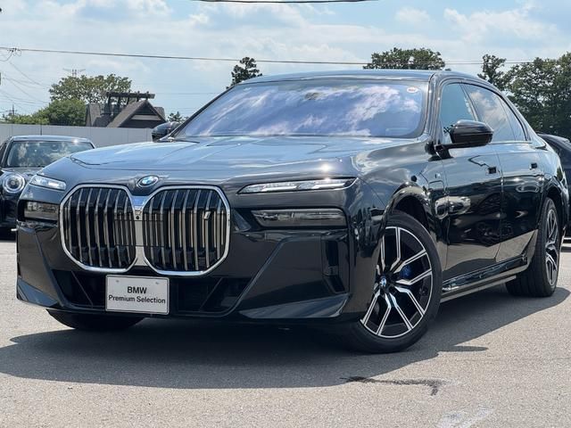 2025 BMW I7 — фото 1