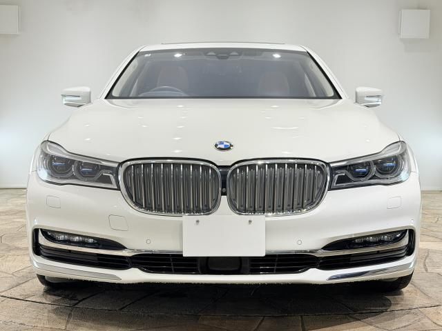 صورة 2 لـ 2019 BMW 7 SERIES