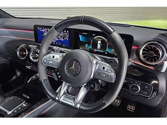 صورة 6 لـ 2021 Mercedes-BENZ CLA-CLASS AMG