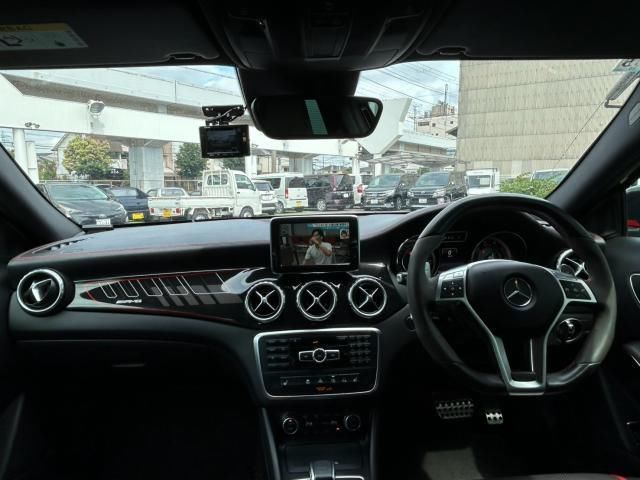 صورة مصغرة 3 لـ 2014 Mercedes-BENZ GLA-CLASS AMG