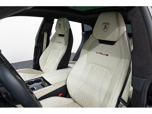 2023 Lamborghini URUS — фото 4