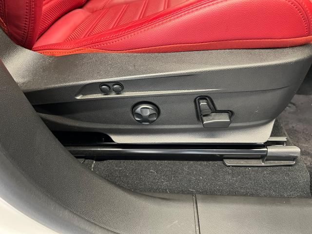 2024 ALFA Romeo STELVIO 照片 5