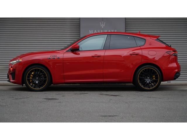 2021 Maserati LEVANTE 照片 2