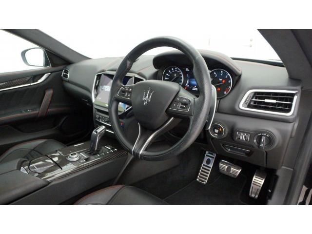 2021 Maserati GHIBLI — фото 9