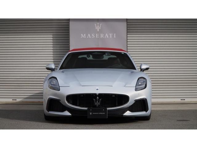 2025 Maserati GRANCABRIO 照片 6