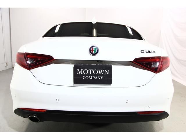 2017 ALFA Romeo JULIA 照片 3