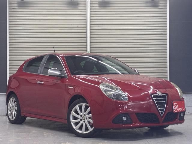 2012 ALFA Romeo GIULIETTA 照片 4