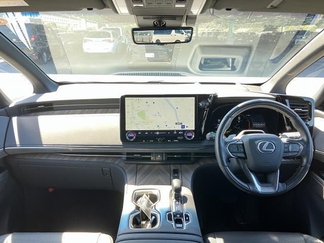 2023 Lexus LM 照片 3