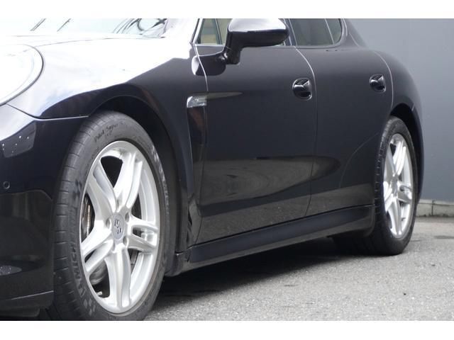 صورة 4 لـ 2011 Porsche PANAMERA