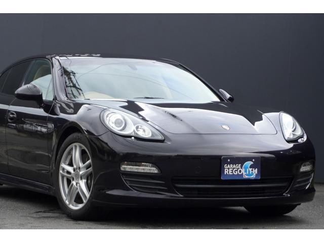 صورة 6 لـ 2011 Porsche PANAMERA