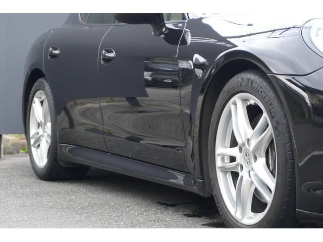 صورة 7 لـ 2011 Porsche PANAMERA
