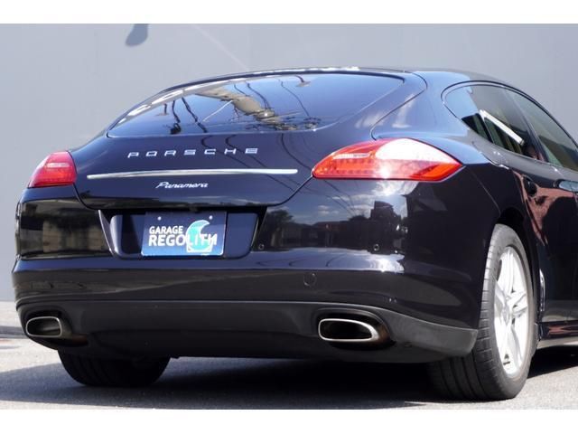 صورة 9 لـ 2011 Porsche PANAMERA