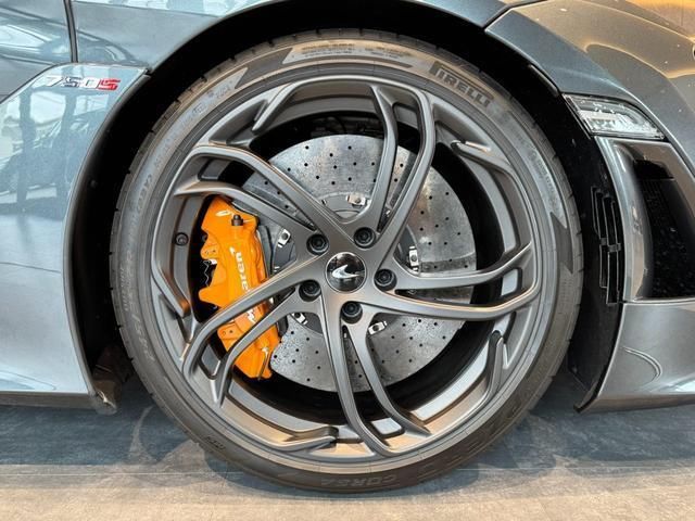 صورة 8 لـ 2024 Mclaren 750S SPIDER