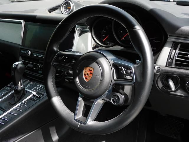 صورة 6 لـ 2019 Porsche MACAN