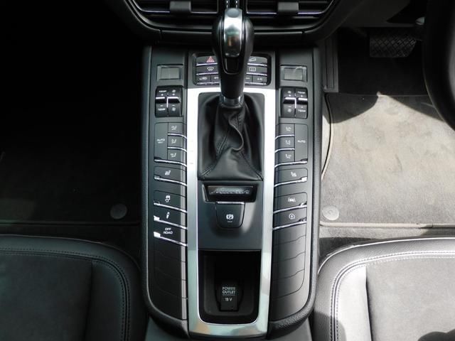 صورة 7 لـ 2019 Porsche MACAN