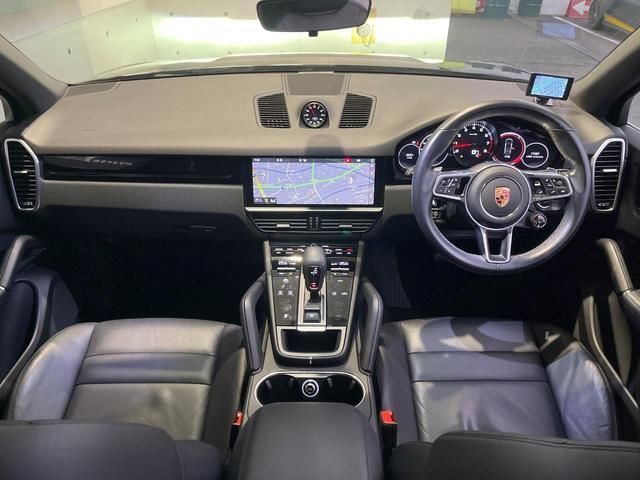 صورة 2 لـ 2018 Porsche CAYENNE