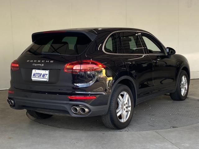 صورة 2 لـ 2015 Porsche CAYENNE