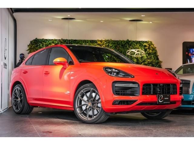2020 Porsche CAYENNE COUPE photo 1