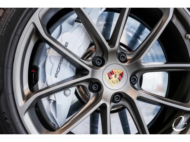 2020 Porsche CAYENNE COUPE photo 8