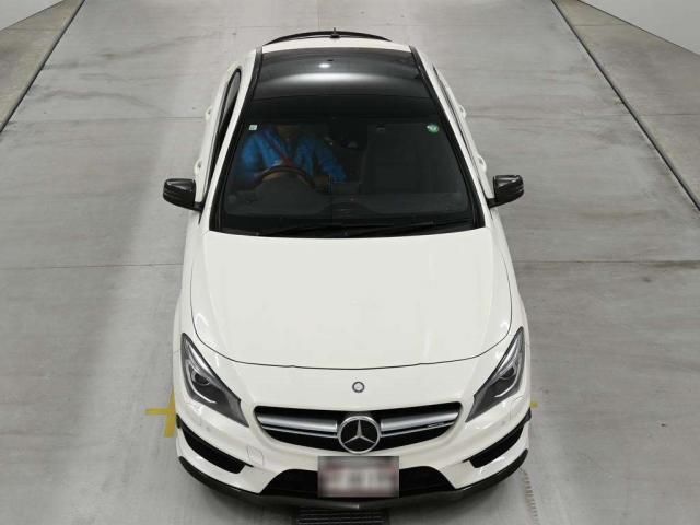 صورة 8 لـ 2013 Mercedes-BENZ CLA-CLASS AMG